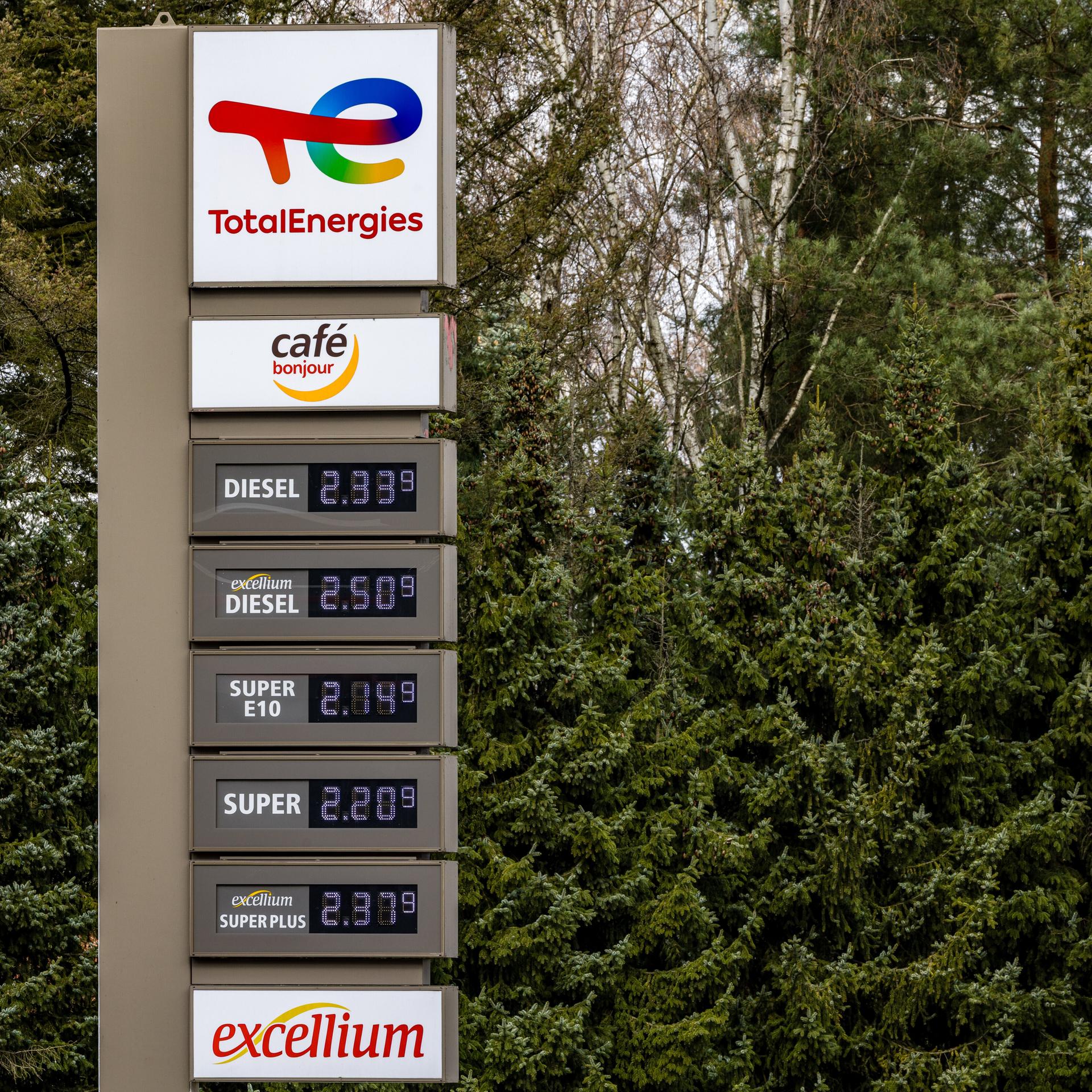 Spritpreise - ADAC: Neue Preisregel für Tankstellen hat Preisniveau nicht reduziert