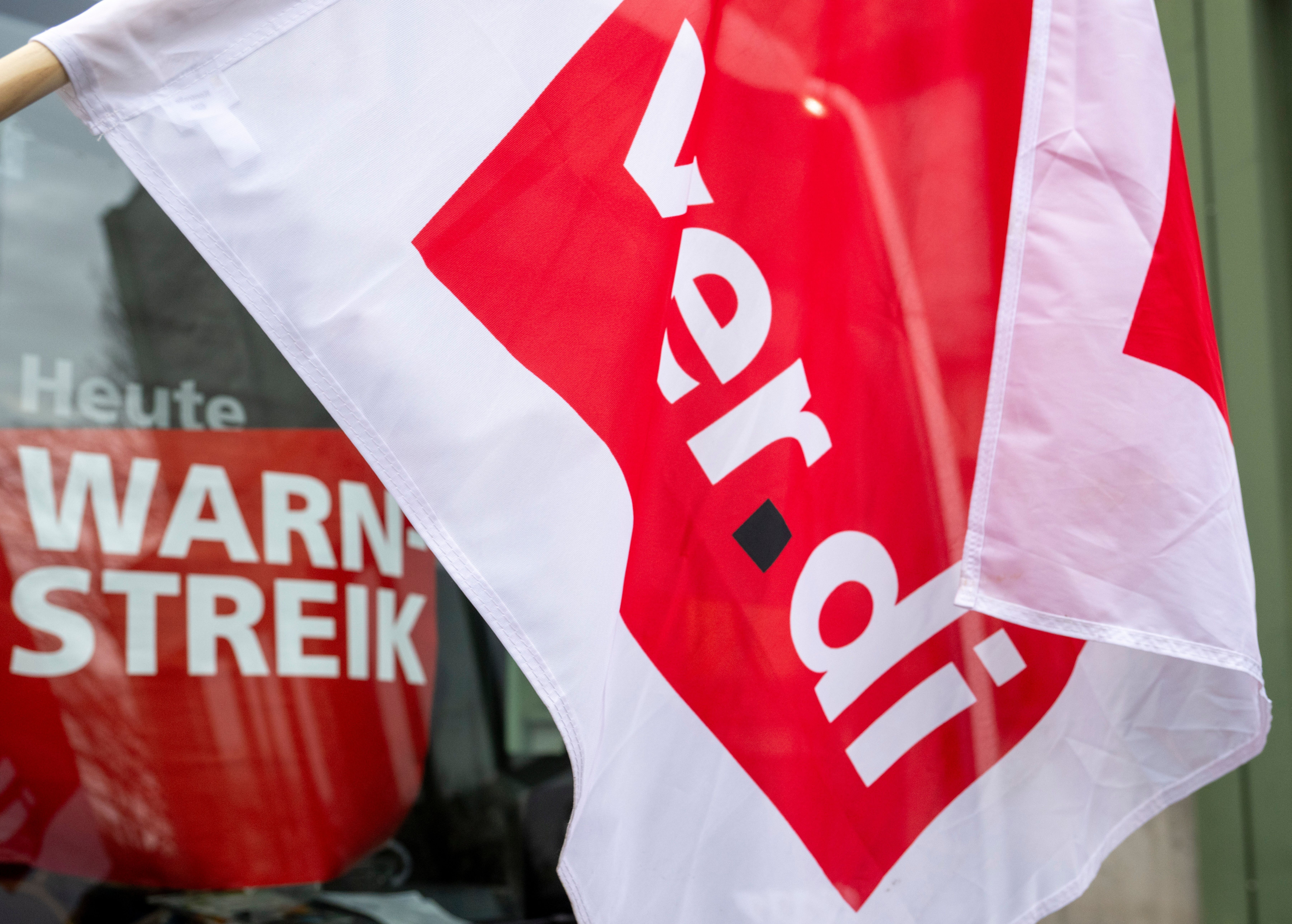 Wieder Warnstreiks im Nahverkehr in Augsburg und Nürnberg