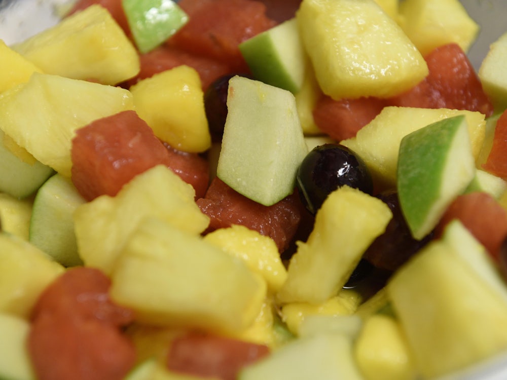 In Starnberg: Radler mit Obst beworfen