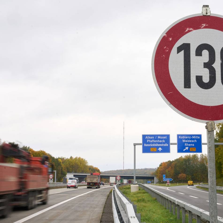 Rekordhoch bei Spritpreisen: Was jetzt für und gegen ein Tempolimit spricht