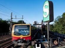 Tiere auf der Strecke und Notarzteinsatz: Mehrere Berliner S-Bahn-Linien am Ostersonntag vorübergehend eingeschränkt
