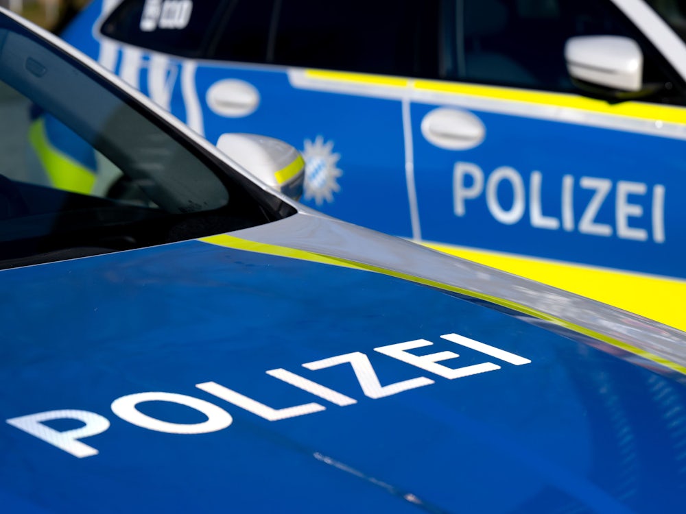 Großeinsatz am Königsplatz: 18-Jähriger mit Schreckschusspistole in der U-Bahn