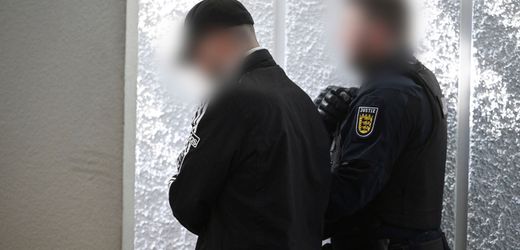 Stuttgart: Gericht verurteilt Raser nach tödlichem Autorennen in Ludwigsburg zu lebenslanger Haft