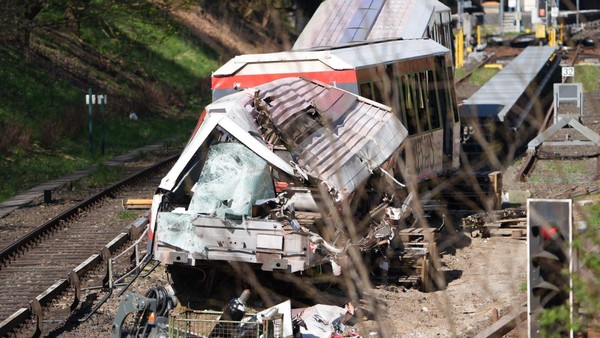 Hamburger Hochbahn startet Bergung havarierter U-Bahn in Billstedt