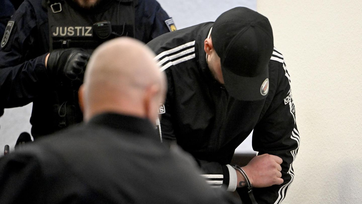 Raser-Prozess: „Lebensmüde?“, fragt seine Freundin noch. Kurz darauf fährt er zwei Frauen tot