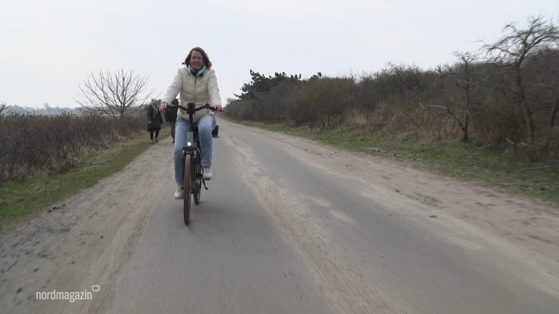 Hiddensee: Der Pflegedienst kommt mit dem Fahrrad