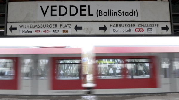 S-Bahn-Verkehr nach Unfall zwischen Wilhelmsburg und Hammerbrook unterbrochen