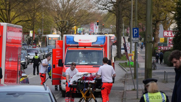 Kollision auf dem Radweg: Zwei verletzte Radfahrer in Groß Borstel