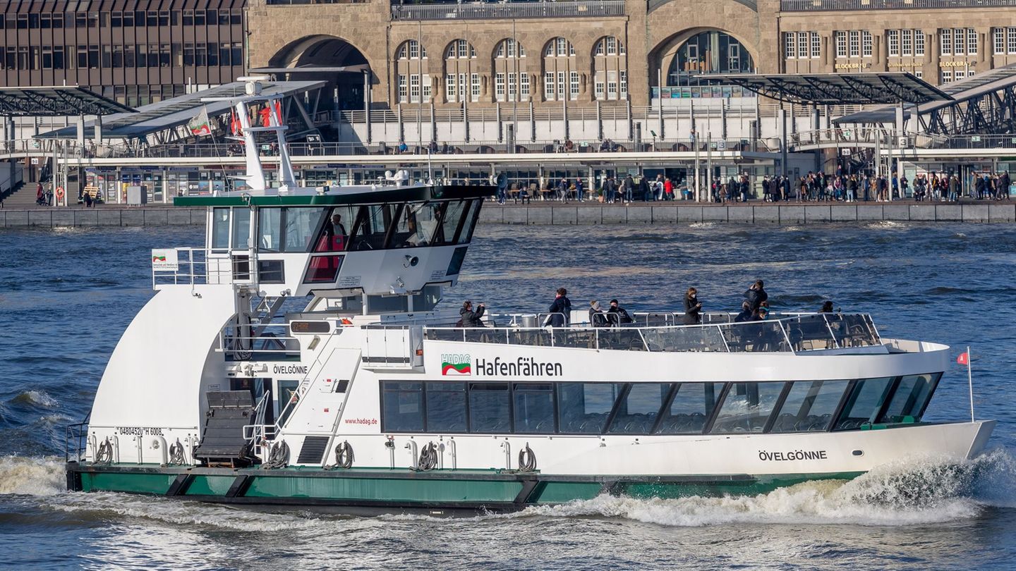 Schifffahrt: Zwei Hafenfähren zusammengestoßen - Kapitän leicht verletzt