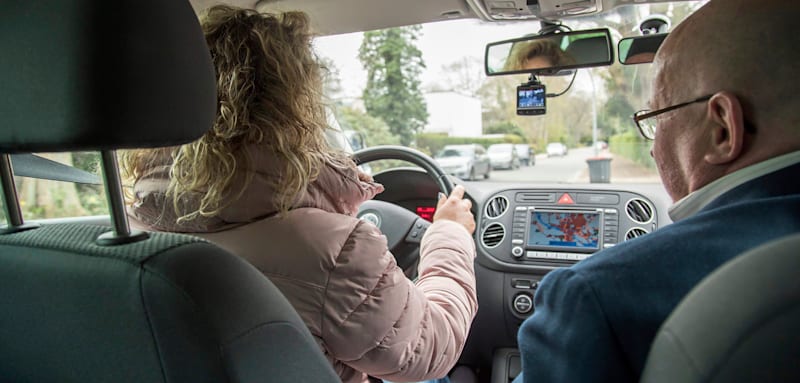 Plötzlich droht eine Preisexplosion – der Irrtum vom günstigeren Führerschein