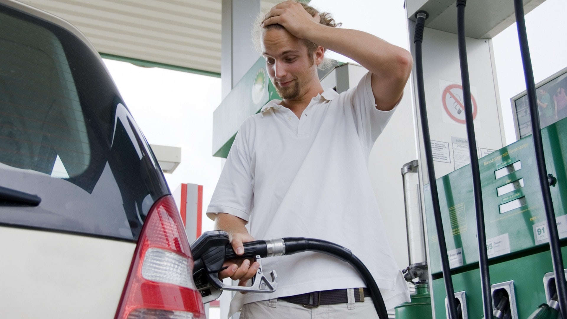 Sprit sparen – was bringen Homeoffice und Tempolimit tatsächlich?