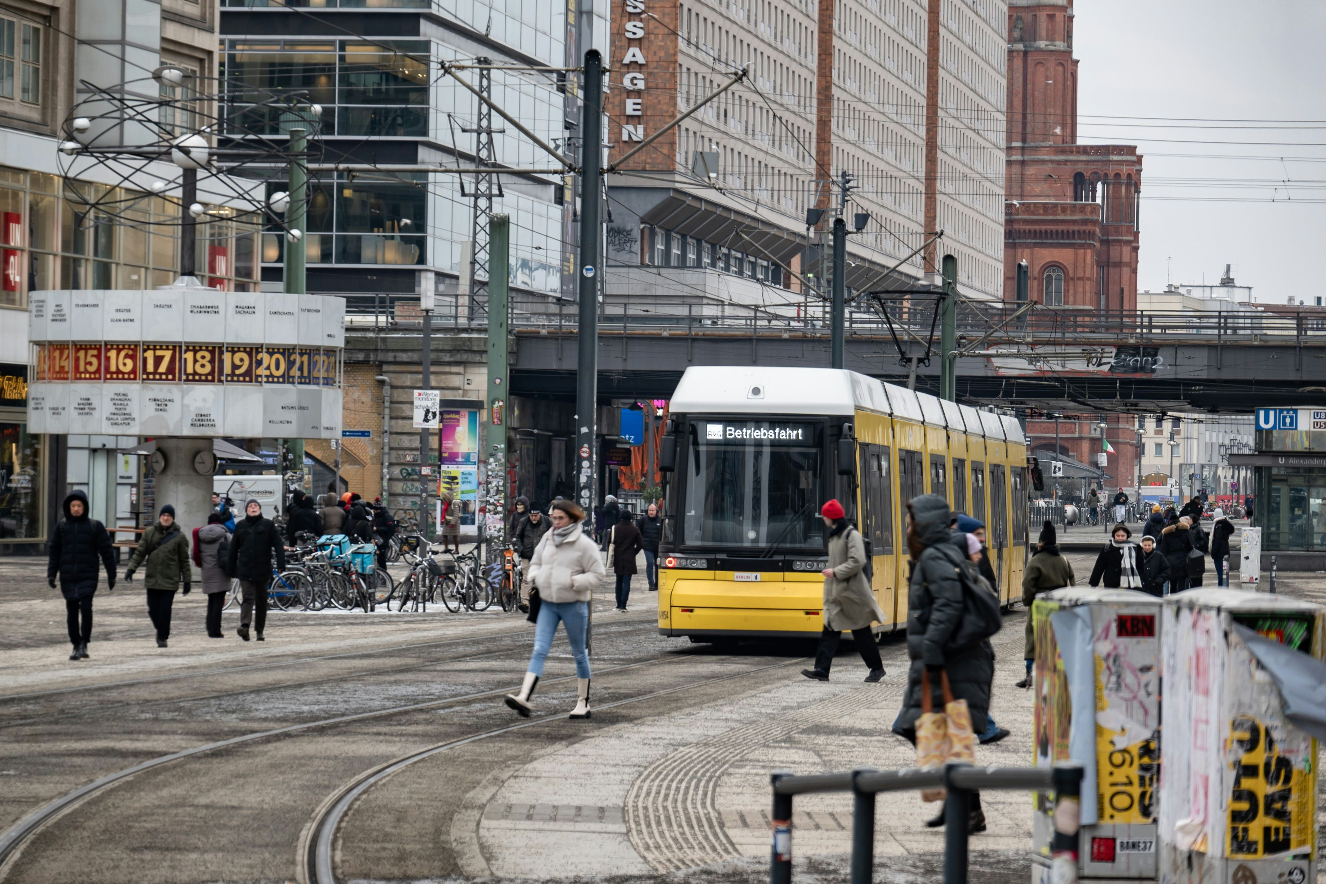 Nach BVG-Streik in Berlin: Busse und Bahnen fahren wieder