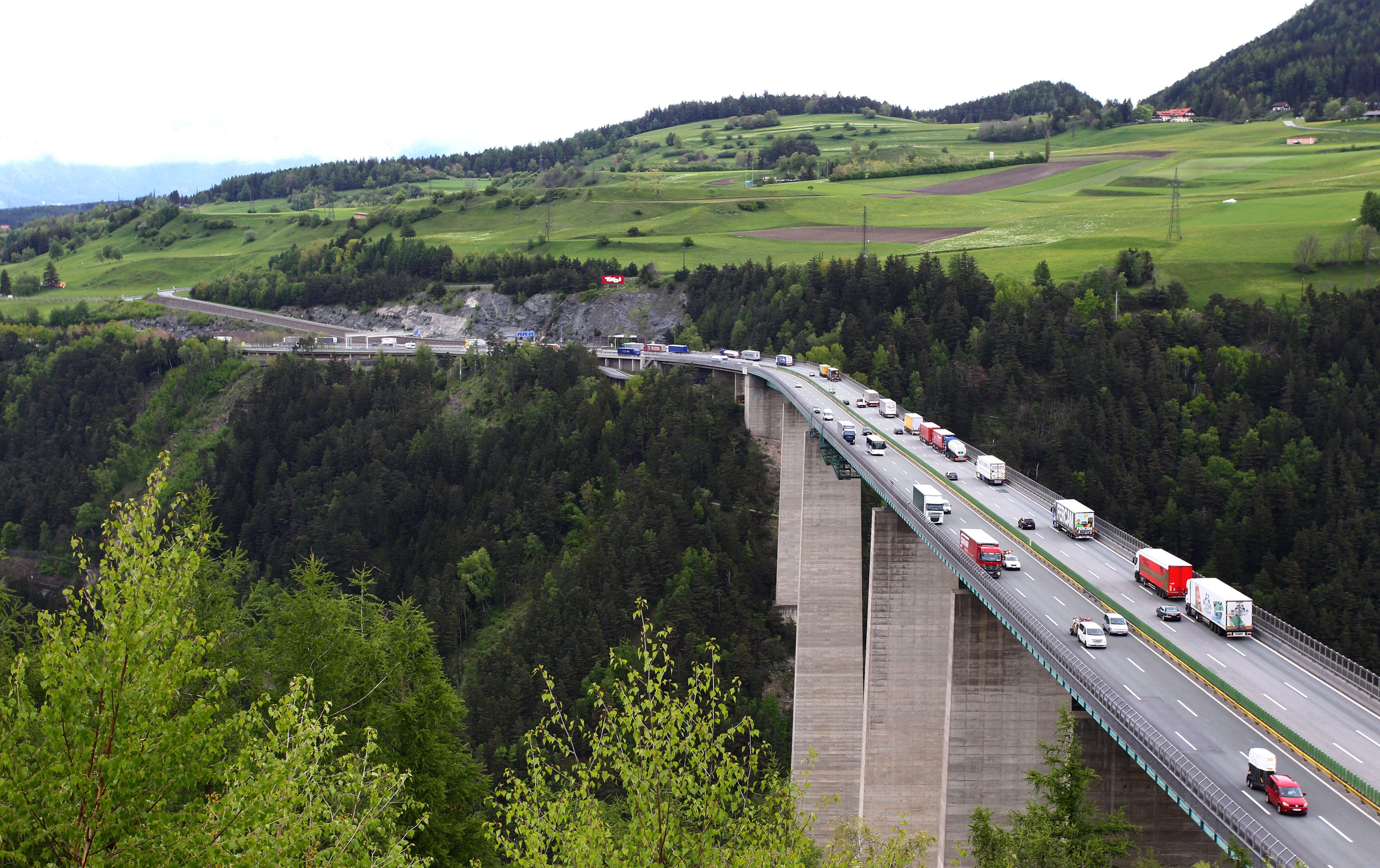 "Nicht noch einen Knüppel": Bayern kritisiert Brenner-Blockade
