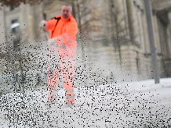 BSR darf es weiter einsetzen: Gericht verbietet privaten Streusalz-Einsatz in Berlin wieder