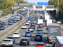 Verkehr: Deutsche standen auf der Autobahn länger im Stau