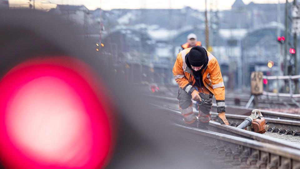 Bahnstrecke zwischen Fulda und Bebra wird im Sommer gesperrt
