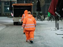Eisregen und Glätte in Berlin: Hauptstraßen laut BSR wieder „gut befahrbar“ – keine Besserung am Flughafen BER in Aussicht