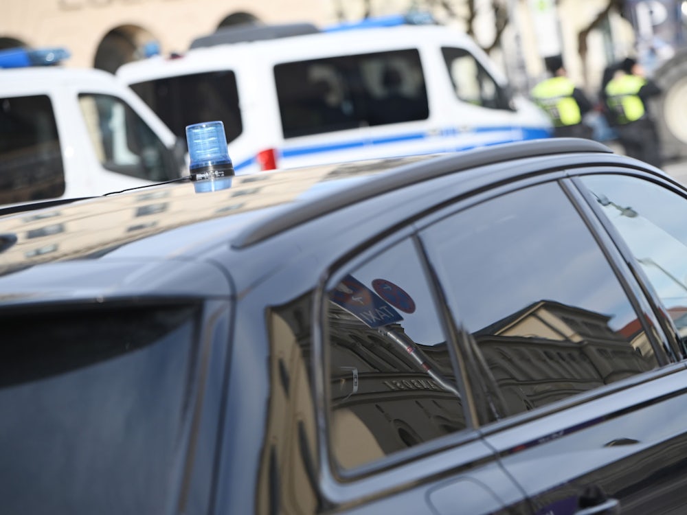 Maxvorstadt: Verdächtiger Gegenstand verursacht Straßensperrung