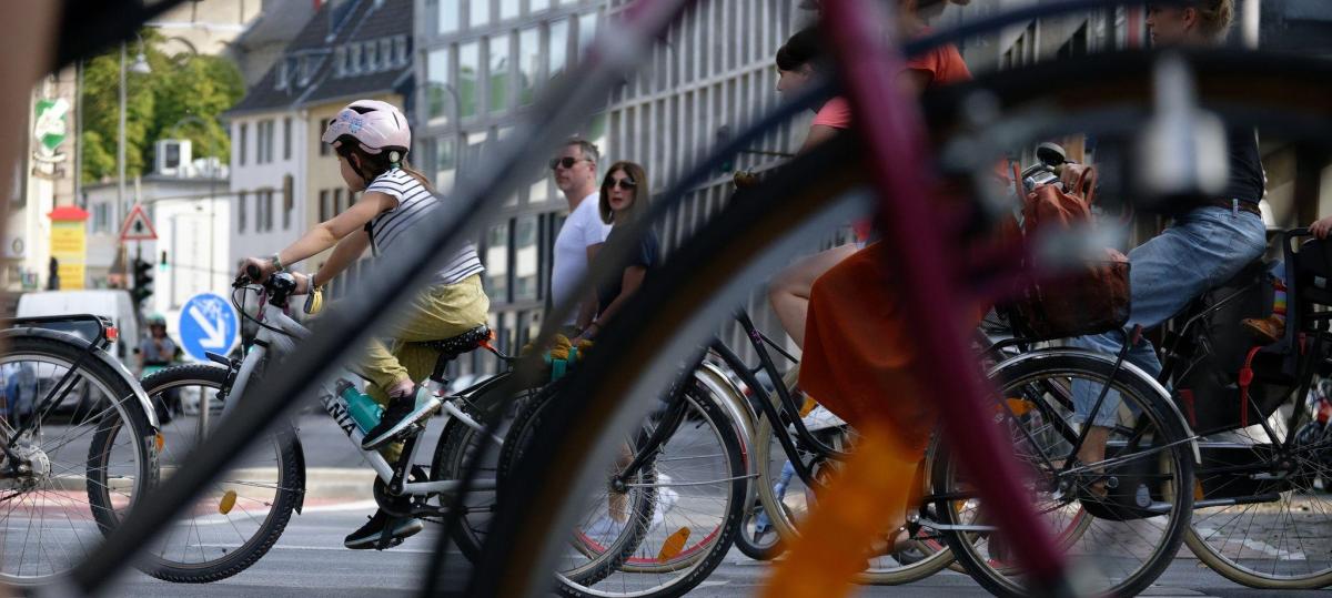 ADFC-Fahrraddemo legt Münchner Innenstadt lahm