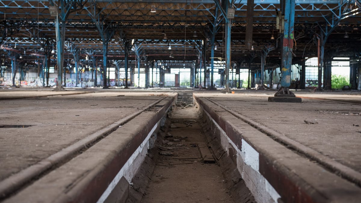 Deutsche Bahn gibt Ausbesserungswerk in Senftenberg auf: Nach 100 Jahren