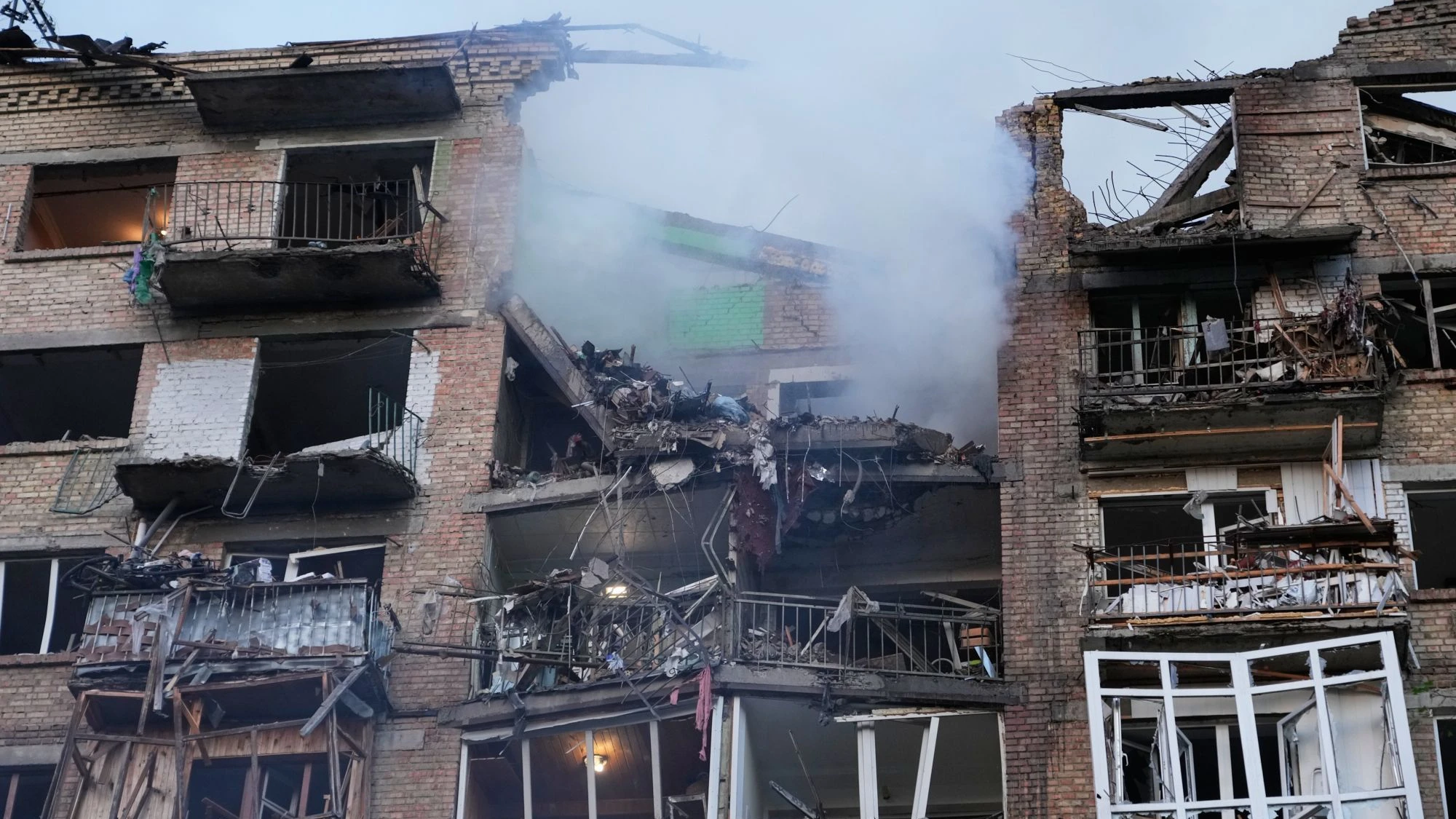 Liveblog Ukrainekrieg: Erneut heftige russische Luftangriffe auf Kiew