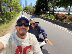 Fahrrad statt Bolide: Kardashian und Hamilton unternehmen Pärchenausflug