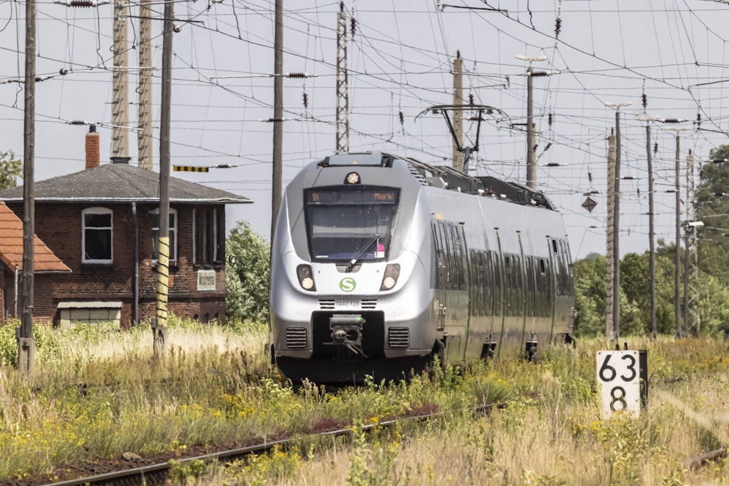 Metalldiebstahl legt S-Bahn-Verkehr bei Bitterfeld lahm