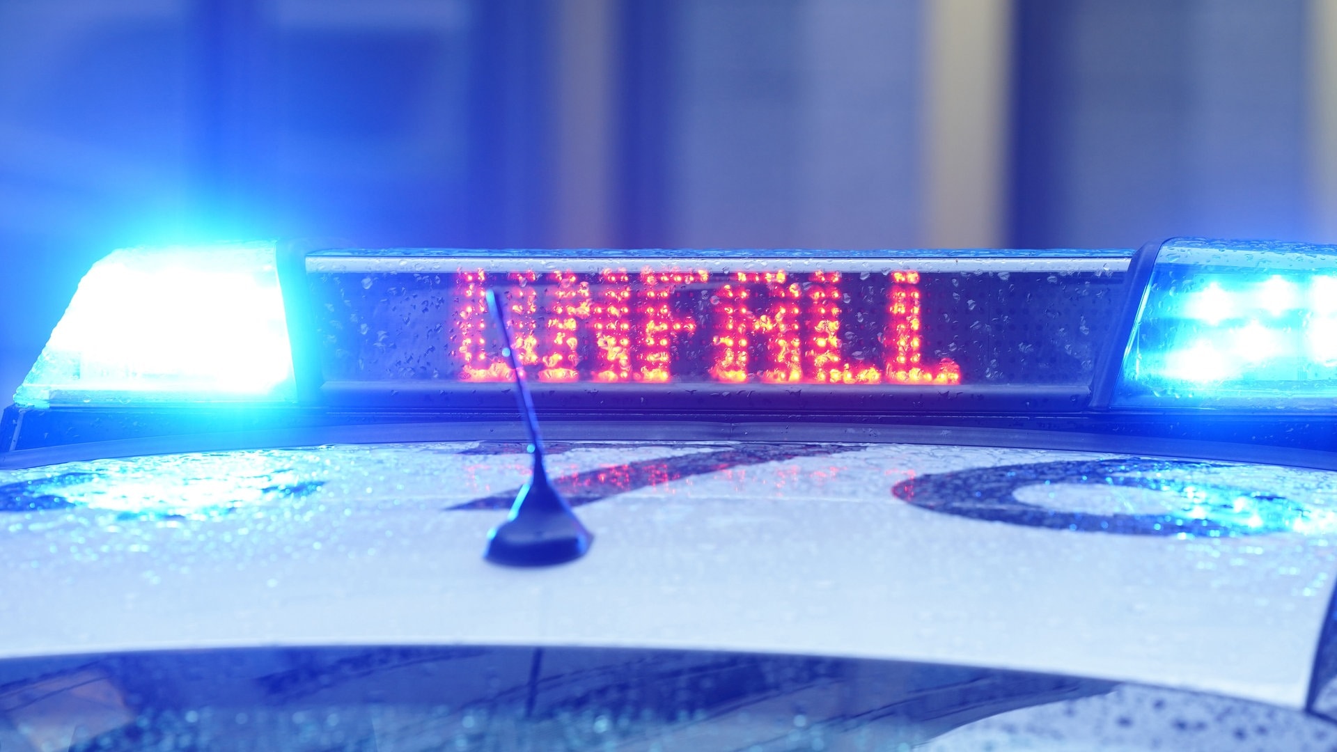 Tödlicher Unfall auf der A3 bei Limburg - Transporter fuhr auf Lkw auf