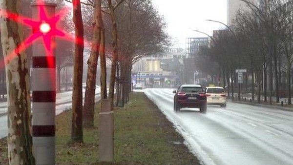 Vorsicht Autofahrer! Auf großer Hamburger Verkehrsader gilt plötzlich Tempo 30