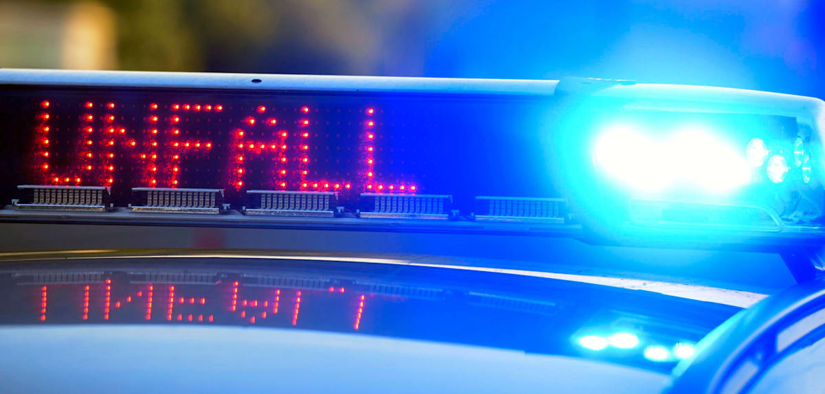 Tödlicher Unfall auf der B 81 bei Magdeburg: 72-jähriger Autofahrer stirbt