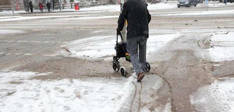 ADAC rechnet mit Milliardenschäden durch Wintereinbruch
