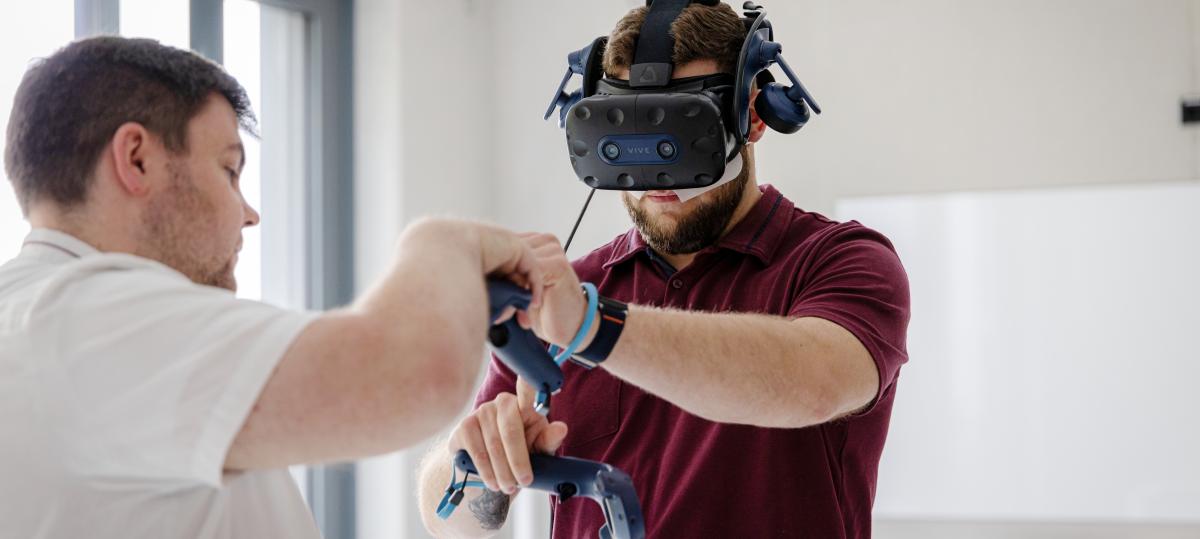 Mit VR-Brille, Fahrsimulator und Podcast: die neue Ausbildungsakademie für Lokführer der S-Bahn